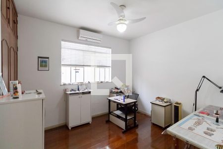 Quarto 1 de casa à venda com 4 quartos, 220m² em Itapoã, Belo Horizonte