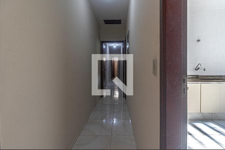 Corredor de casa para alugar com 3 quartos, 214m² em Sacomã, São Paulo