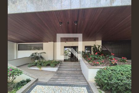 Apartamento para alugar com 90m², 3 quartos e 2 vagas Apartamento para alugar com 90m², 3 quartos e 2 vagasEntrada