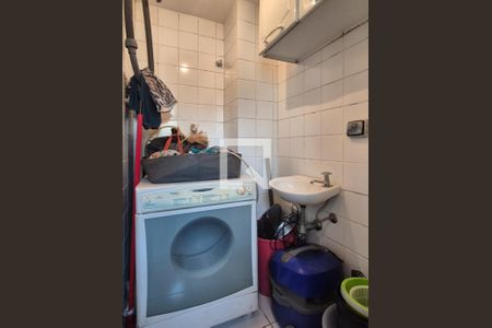 Apartamento para alugar com 90m², 3 quartos e 2 vagas Apartamento para alugar com 90m², 3 quartos e 2 vagasBanheiro de serviço