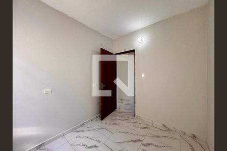 Quarto 1 de apartamento para alugar com 2 quartos, 40m² em Jardim Rina, Santo André