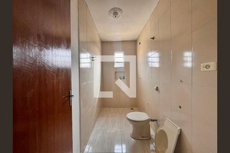 Banheiro/ lavanderia  de casa para alugar com 1 quarto, 41m² em Jardim Rina, Santo André