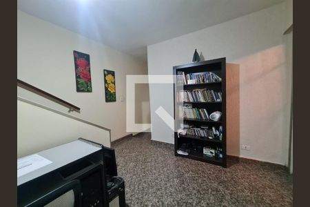 Casa à venda com 150m², 4 quartos e 1 vaga Casa à venda com 150m², 4 quartos e 1 vagaEscritório