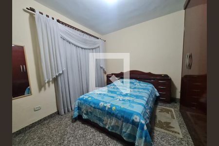Casa à venda com 150m², 4 quartos e 1 vaga Casa à venda com 150m², 4 quartos e 1 vagaQuarto1