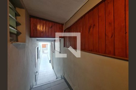 Casa à venda com 150m², 4 quartos e 1 vaga Casa à venda com 150m², 4 quartos e 1 vagaCorredor acesso a Despensa