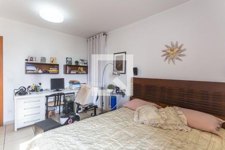 Suíte de apartamento à venda com 3 quartos, 210m² em Barroca, Belo Horizonte