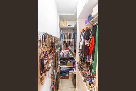 Closet da Suíte de apartamento à venda com 3 quartos, 210m² em Barroca, Belo Horizonte