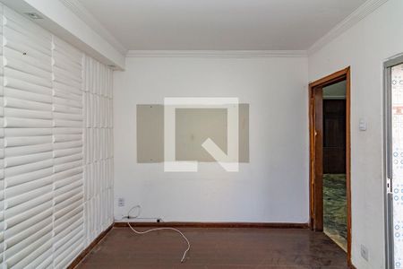 Sala 1 de casa à venda com 2 quartos, 227m² em Carlos Prates, Belo Horizonte