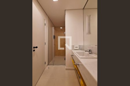 Banheiro de kitnet/studio para alugar com 1 quarto, 35m² em Santana, São Paulo