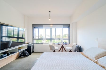 Sala/Quarto de apartamento à venda com 1 quarto, 37m² em Teresópolis, Porto Alegre