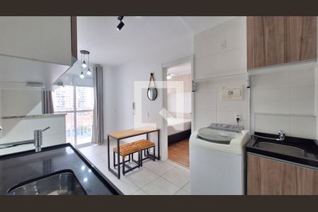 Sala/Cozinha/Área de serviço de apartamento à venda com 1 quarto, 28m² em Bom Retiro, São Paulo