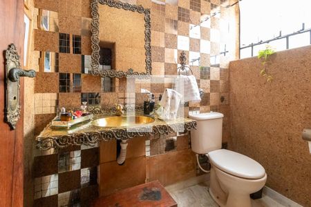 Lavabo de casa para alugar com 4 quartos, 420m² em Hugo Lange, Curitiba