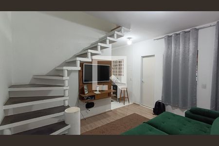 Sala de casa para alugar com 2 quartos, 80m² em Jardim Bandeirantes, Sorocaba