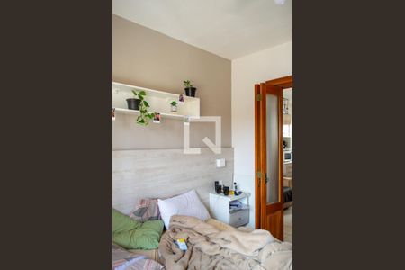 Quarto  de casa de condomínio à venda com 1 quarto, 32m² em Guarujá, Porto Alegre