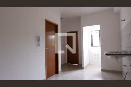 Sala/Cozinha de apartamento para alugar com 2 quartos, 38m² em Cidade Continental, São Paulo