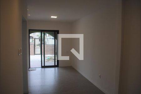 Sala  de casa para alugar com 3 quartos, 120m² em Resgate, Salvador