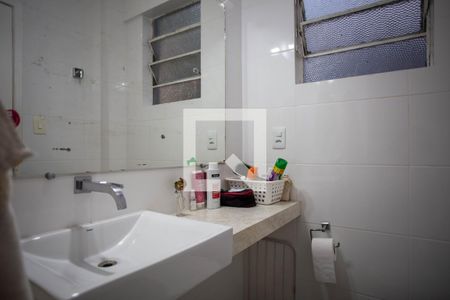 Banheiro da Suíte 1 de apartamento à venda com 4 quartos, 180m² em Sagrada Família, Belo Horizonte