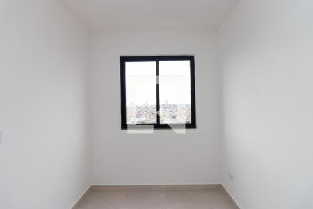 Quarto 1 de apartamento para alugar com 2 quartos, 32m² em Vila Nivi, São Paulo