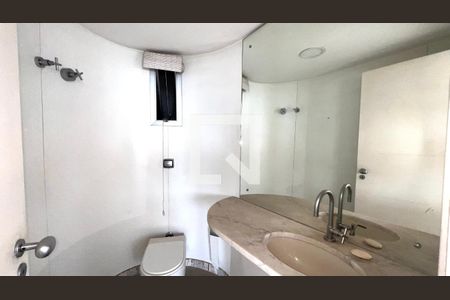 Lavabo de apartamento para alugar com 2 quartos, 170m² em Jardim Paulistano, São Paulo