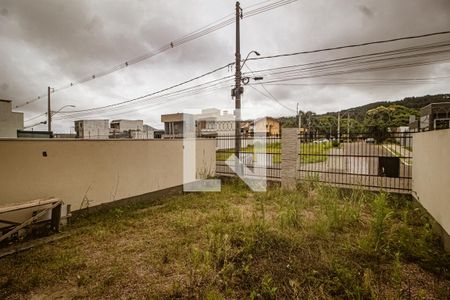 Quintal de casa à venda com 3 quartos, 147m² em Aberta dos Morros, Porto Alegre