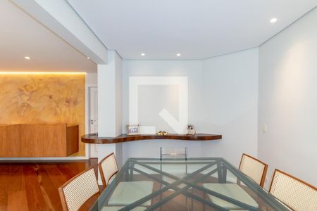 Sala de apartamento para alugar com 3 quartos, 128m² em Indianópolis, São Paulo