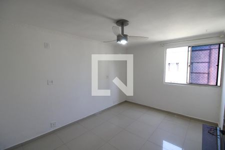 Sala de apartamento para alugar com 3 quartos, 77m² em Vila Siqueira (zona Norte), São Paulo