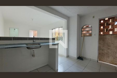 Cozinha  de casa para alugar com 1 quarto, 36m² em Jardim Guarará, Santo André