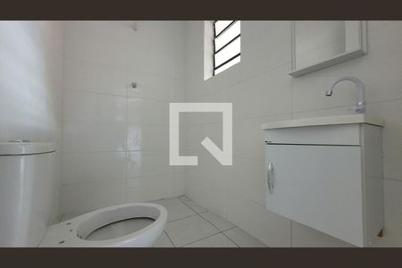 Banheiro  de casa para alugar com 1 quarto, 36m² em Jardim Guarará, Santo André