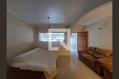 Sala de casa para alugar com 3 quartos, 249m² em Jardim Santo Antoninho, São Paulo