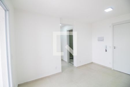 Sala de apartamento para alugar com 2 quartos, 38m² em Jardim Caravelas, São Paulo