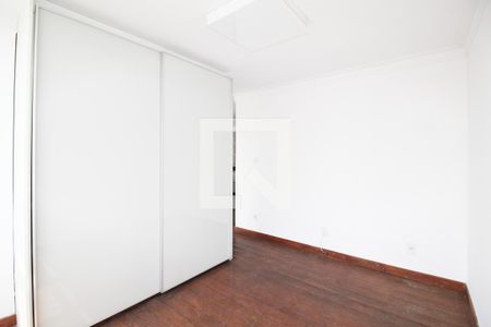 Sala de tv de apartamento à venda com 1 quarto, 100m² em Vila Uberabinha, São Paulo