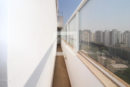 Varanda  de apartamento à venda com 1 quarto, 100m² em Vila Uberabinha, São Paulo