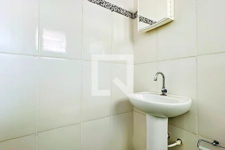 Banheiro de casa para alugar com 1 quarto, 30m² em Jardim Cumbica, Guarulhos