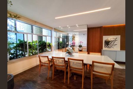 Sala de apartamento à venda com 3 quartos, 135m² em Lourdes, Belo Horizonte