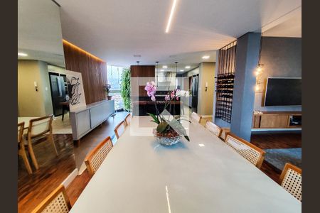 Sala de apartamento à venda com 3 quartos, 135m² em Lourdes, Belo Horizonte