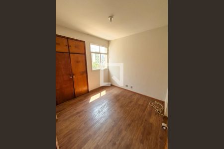 Quarto 1 de apartamento à venda com 3 quartos, 75m² em Santo Antônio, Belo Horizonte