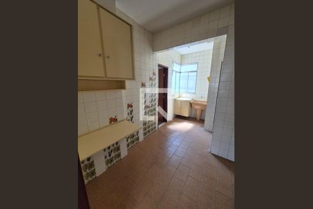 Cozinha de apartamento à venda com 3 quartos, 75m² em Santo Antônio, Belo Horizonte