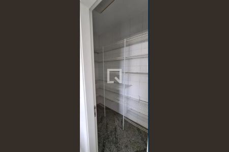 Despensa de apartamento à venda com 4 quartos, 374m² em Jardim Vila Mariana, São Paulo