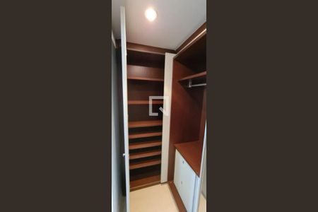 Closet de apartamento à venda com 4 quartos, 374m² em Jardim Vila Mariana, São Paulo