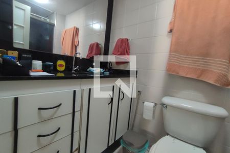 Banheiro da Suite 1 de apartamento à venda com 2 quartos, 62m² em Taquara, Rio de Janeiro