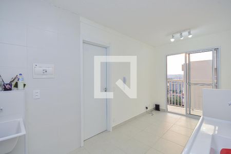 Sala/Cozinha de apartamento para alugar com 1 quarto, 31m² em Socorro, São Paulo