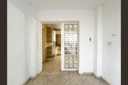 Sala de casa para alugar com 5 quartos, 90m² em Vila Guedes, São Paulo