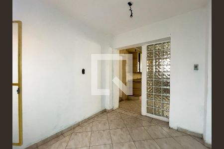 Casa para alugar com 90m², 2 quartos e sem vagaSala