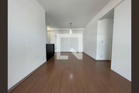 Sala de apartamento para alugar com 3 quartos, 81m² em Vila Sônia, São Paulo