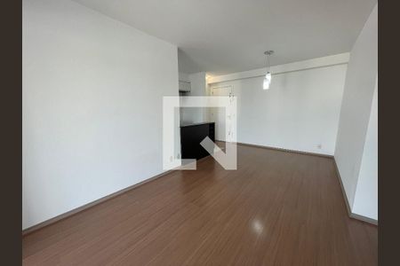 Sala de apartamento para alugar com 3 quartos, 81m² em Vila Sônia, São Paulo