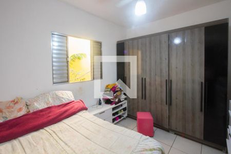 Quarto de casa à venda com 1 quarto, 158m² em Jardim São Luís, São Paulo