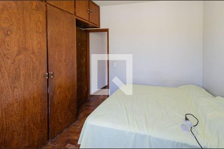 Quarto 2 de apartamento para alugar com 2 quartos, 76m² em Coração Eucarístico, Belo Horizonte