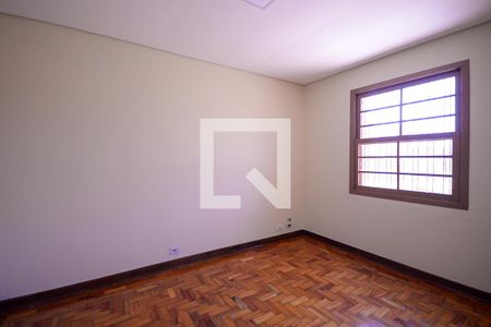 Quarto 1 de casa à venda com 2 quartos, 120m² em Vila Brasilio Machado, São Paulo