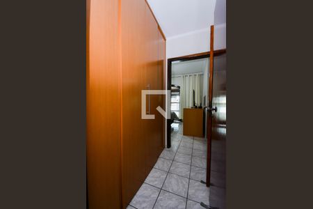 Casa à venda com 188m², 3 quartos e 2 vagas Casa à venda com 188m², 3 quartos e 2 vagasCloset da Suíte