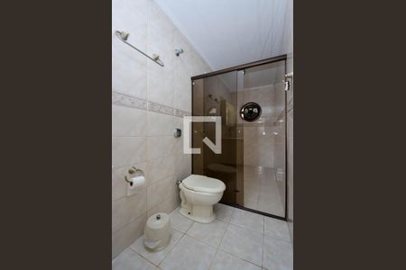 Casa à venda com 188m², 3 quartos e 2 vagas Casa à venda com 188m², 3 quartos e 2 vagasBanheiro da Suíte